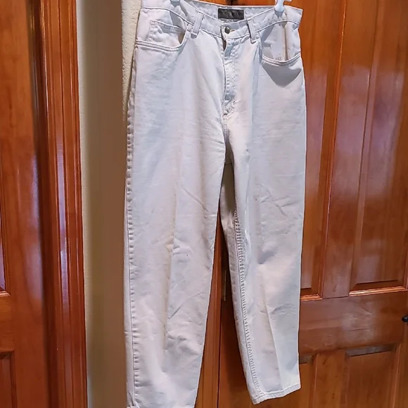 Jones Jeans Womans Cream Straight Leg Jeans Size 14 - Picture 1 of 3